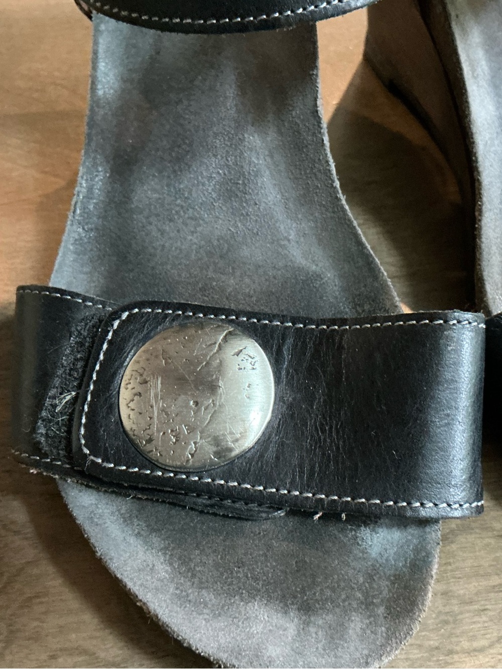 Taos Footwear Black Leather Slide Sandals with Silver Medallion